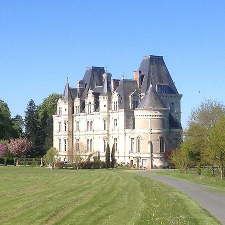 Chateau De La Tremblaye Cholet Eksteriør bilde